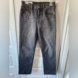 GAP - size 27 Cheeky Straight High Rise